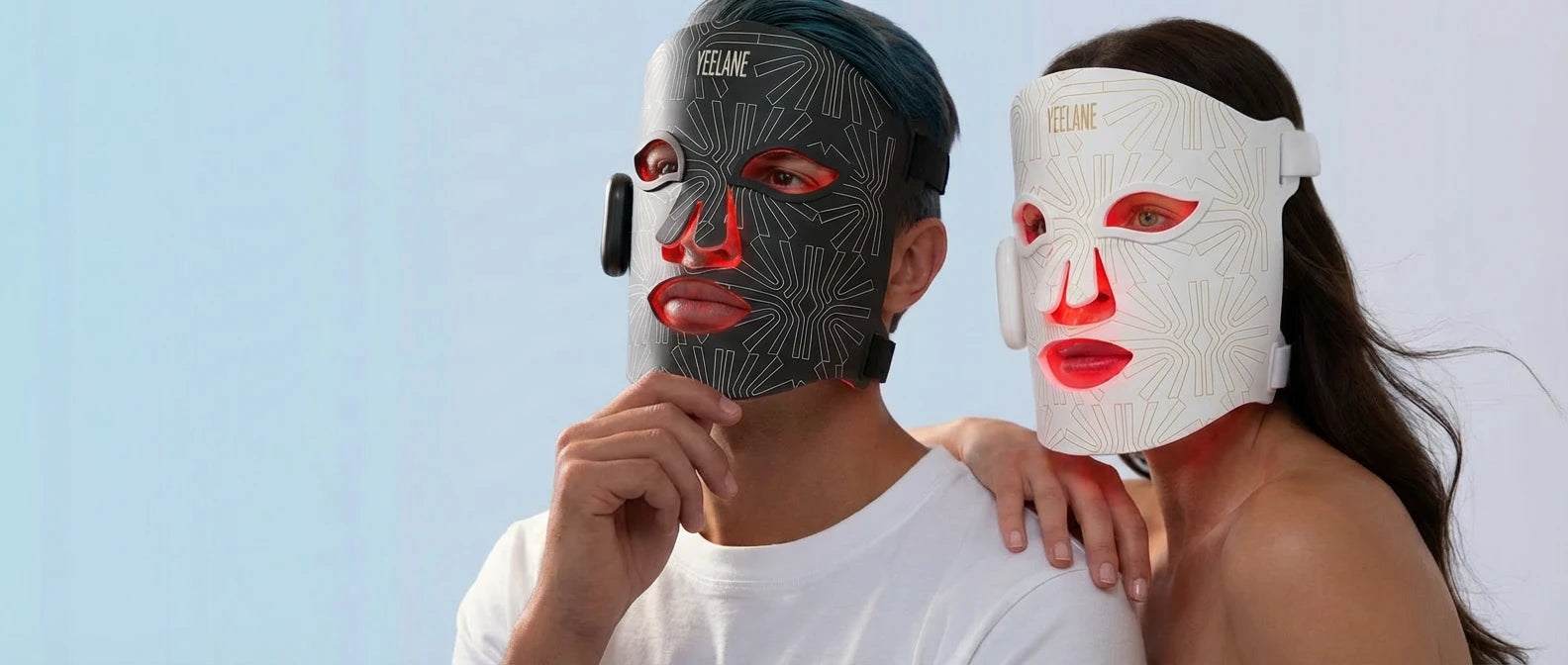 Describes the appearance of the image